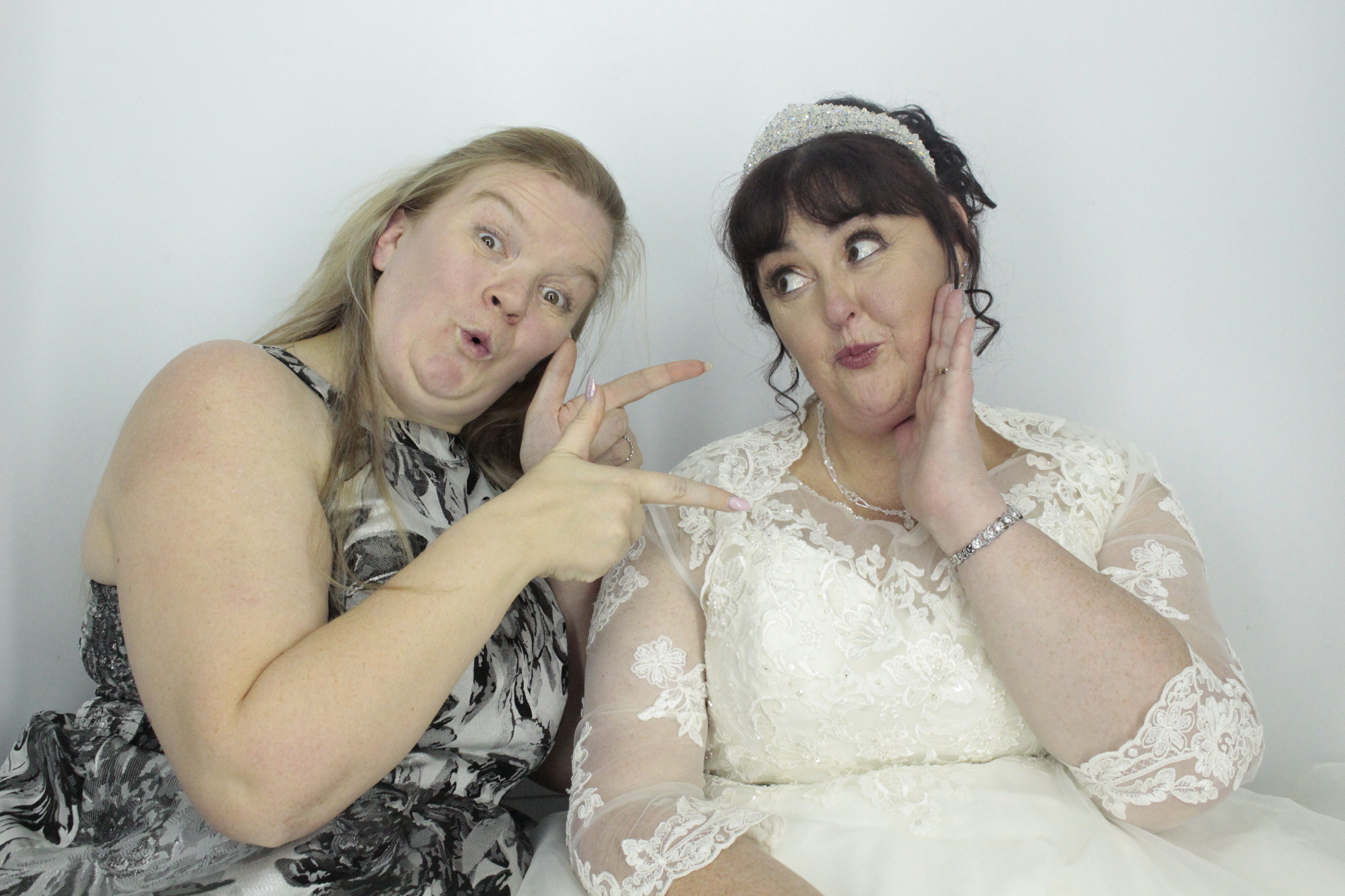 Alan & Lindsay Wedding  | View more photos from the event at gallery.myphotoboothexperience.co.uk/u/MyPhotoBoothExperienceLtd/Alan-Lindsay-Wedding